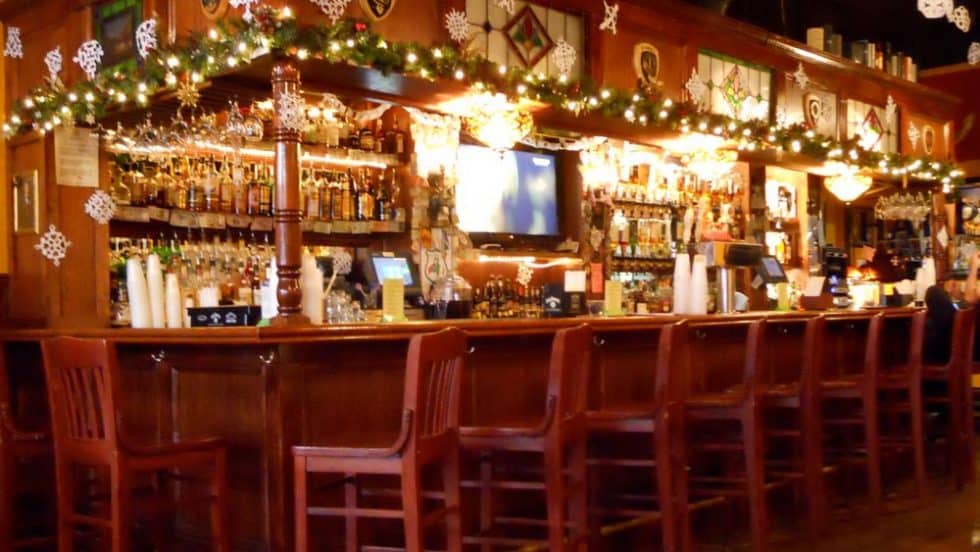 Best Bars in Savannah 2022 The Savannah Insider